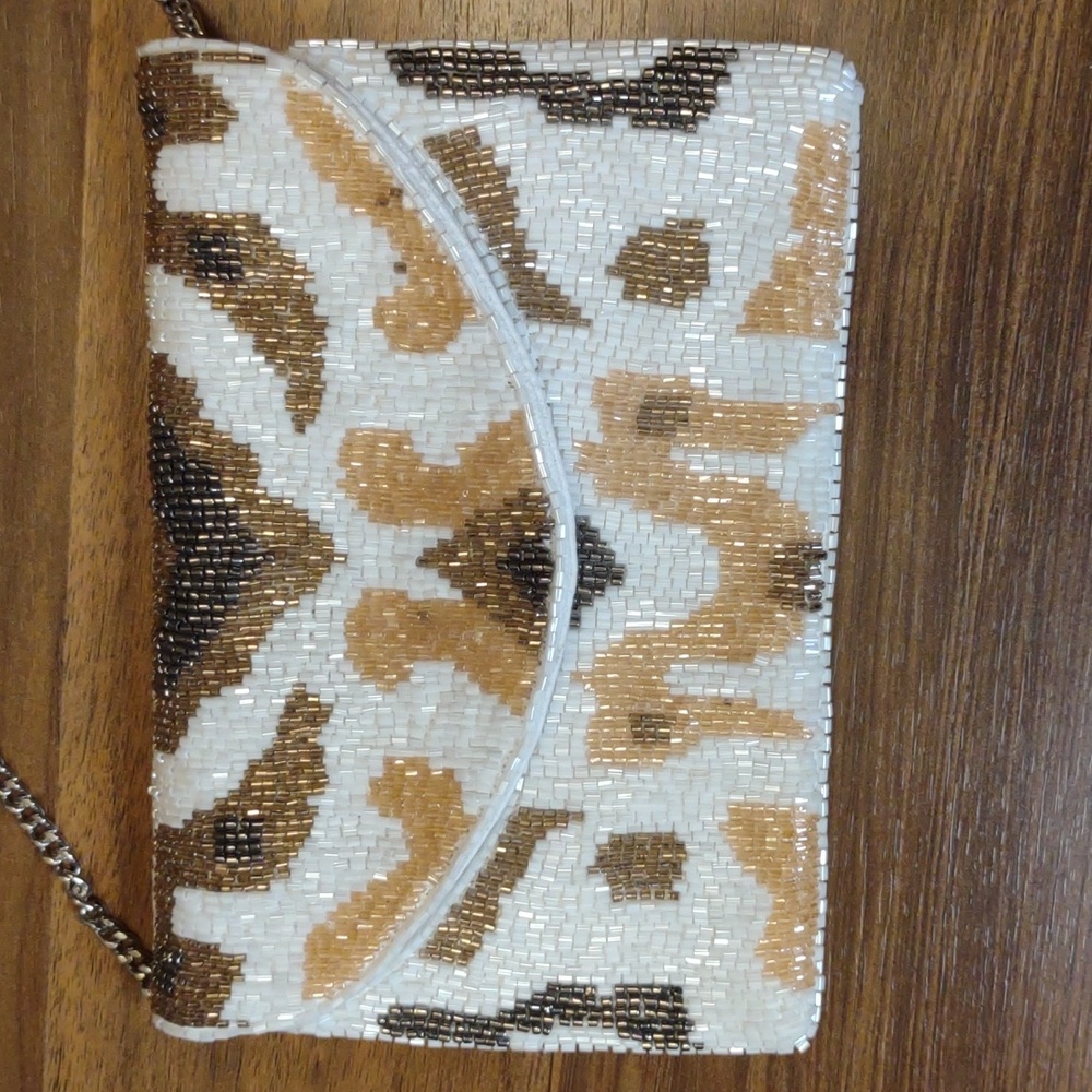 La Chic Designs Maran Ivory animal print